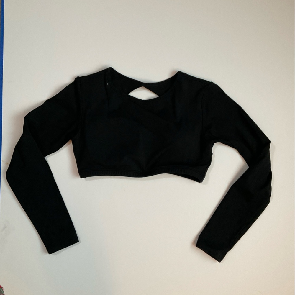 Black Long Sleeve Crop Top